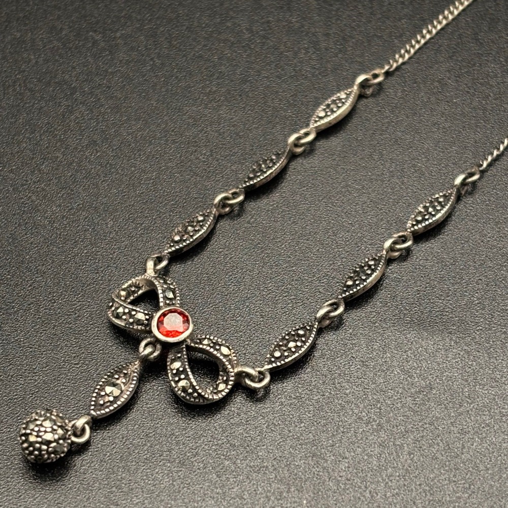 Vintage Sterling Silver Marcasite Bow Necklace With Garnet 18 Inch